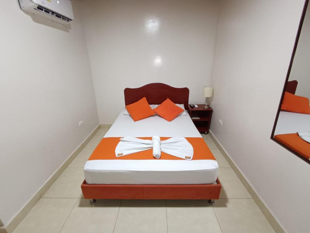Hotel Colonial Villavieja Dış mekan fotoğraf